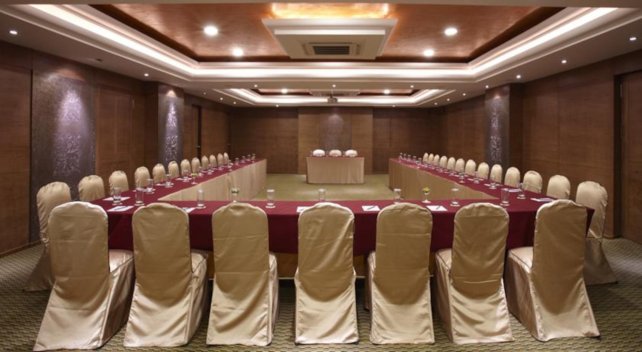 The President Hotel Bangalore Exterior foto
